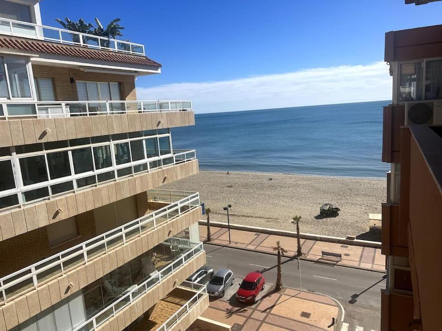 Bonito Estudio - Primera Linea De Playa Apartment
